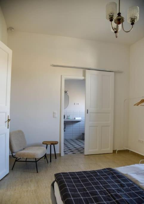 Parokia Apartman Es Coworking A Balaton Mellett Kaptalantoti Екстер'єр фото
