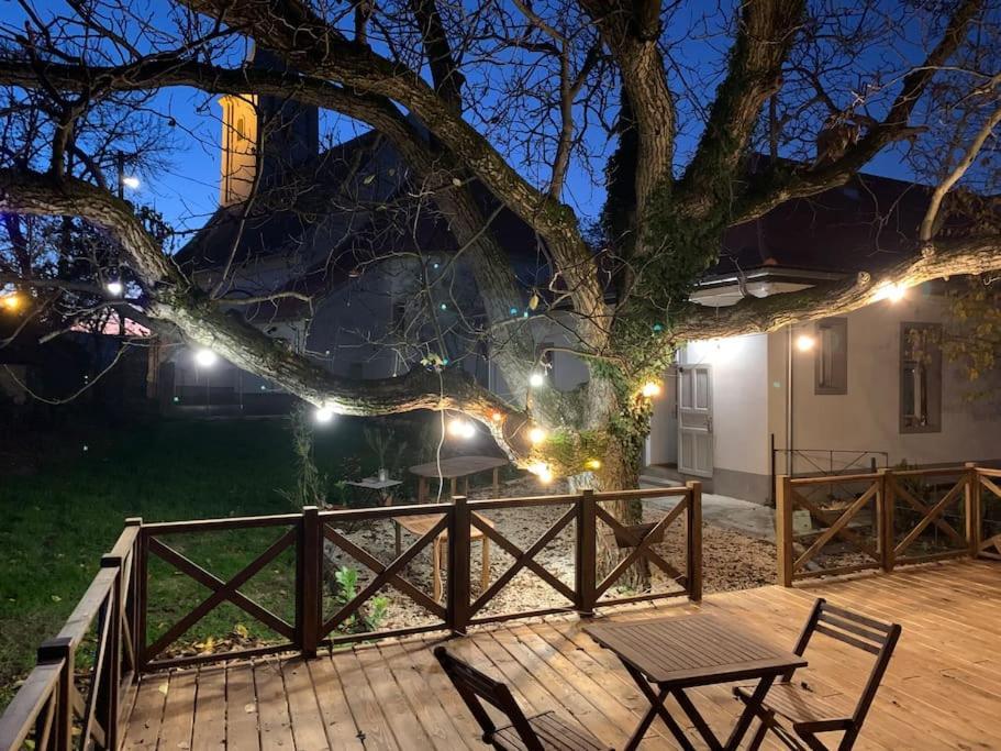 Parokia Apartman Es Coworking A Balaton Mellett Kaptalantoti Екстер'єр фото