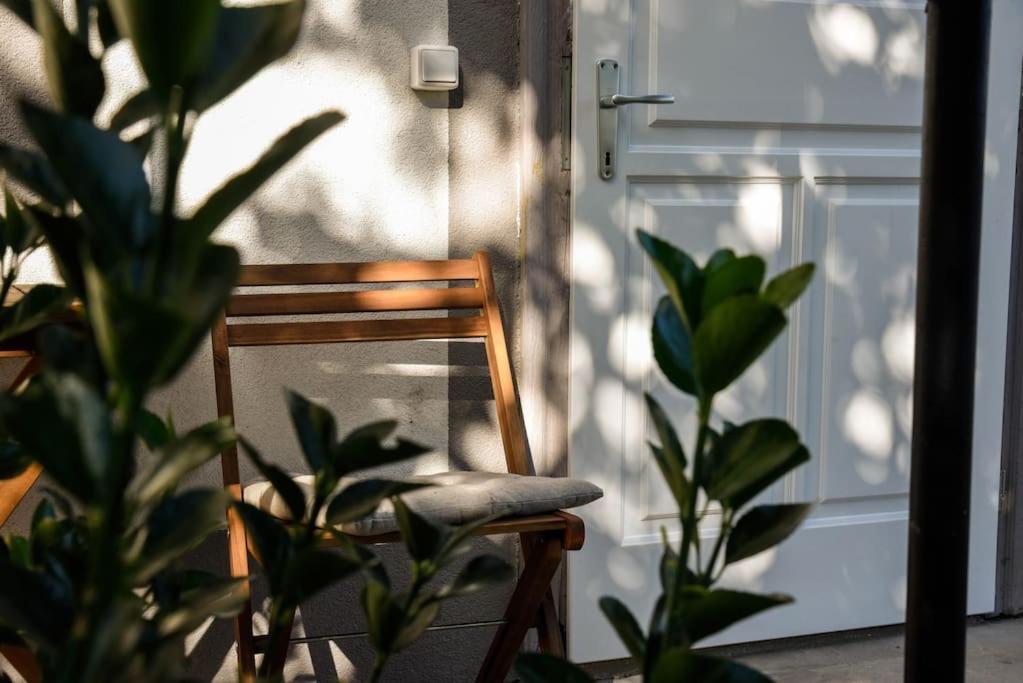 Parokia Apartman Es Coworking A Balaton Mellett Kaptalantoti Екстер'єр фото
